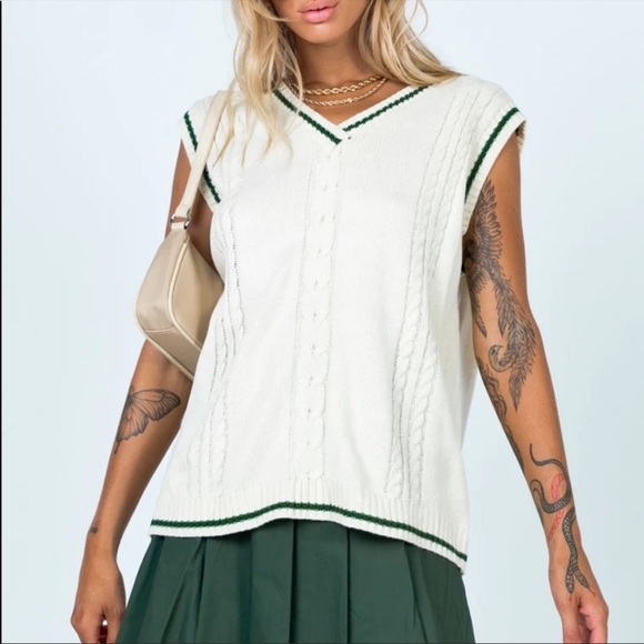 Princess Polly cream oversized sweater vest top xs / Small - Picture 2 of 4
